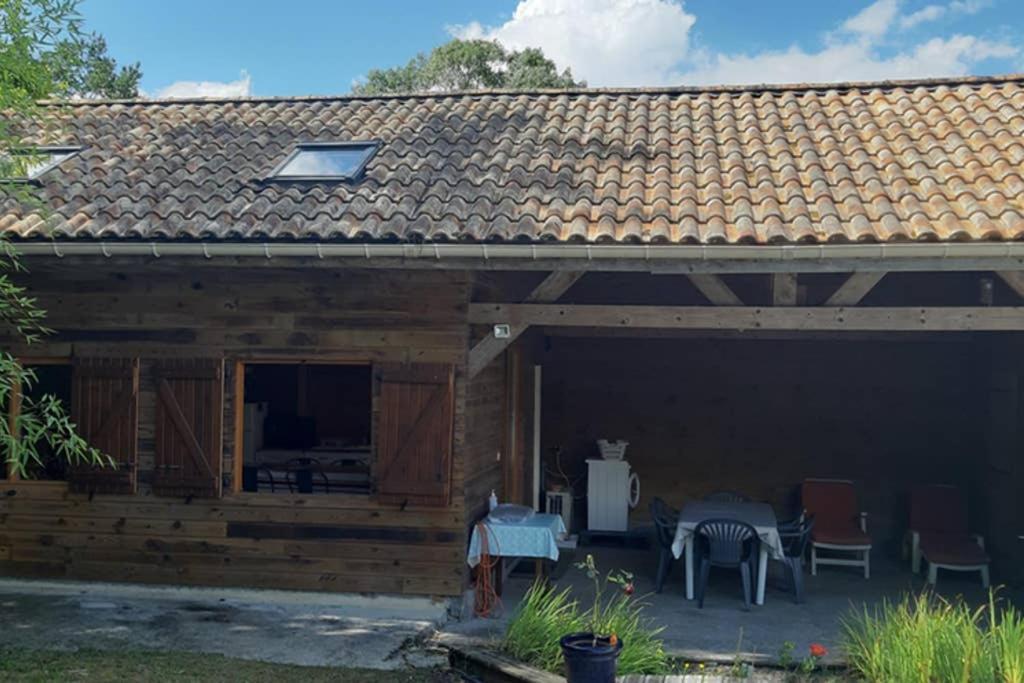 La Cabane Au Fond Du Jardin Arsac Exterior photo