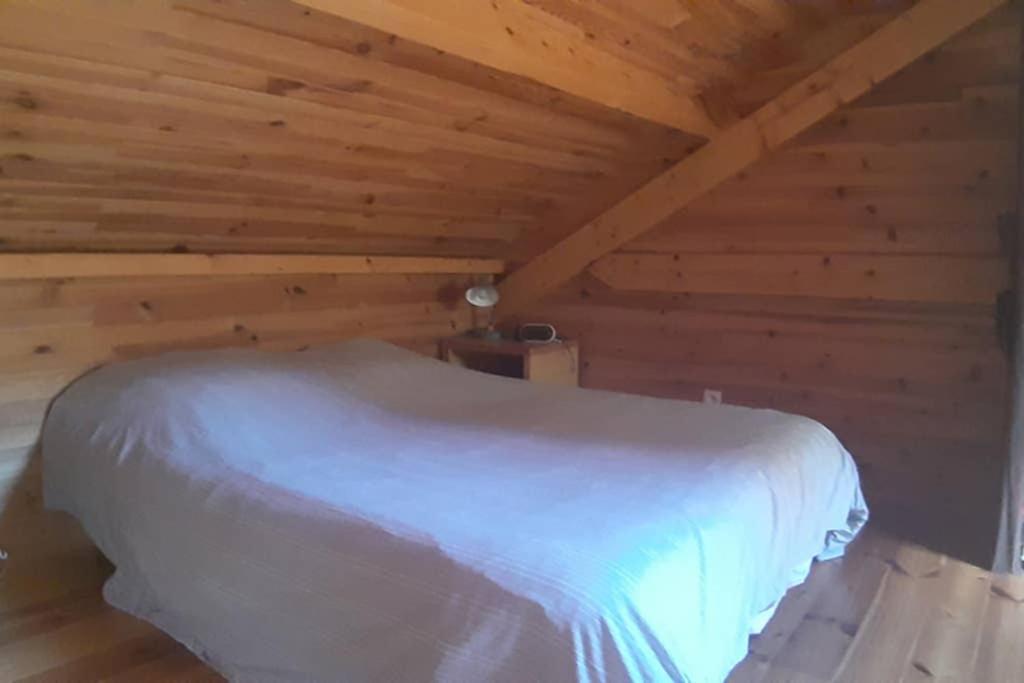 La Cabane Au Fond Du Jardin Arsac Exterior photo